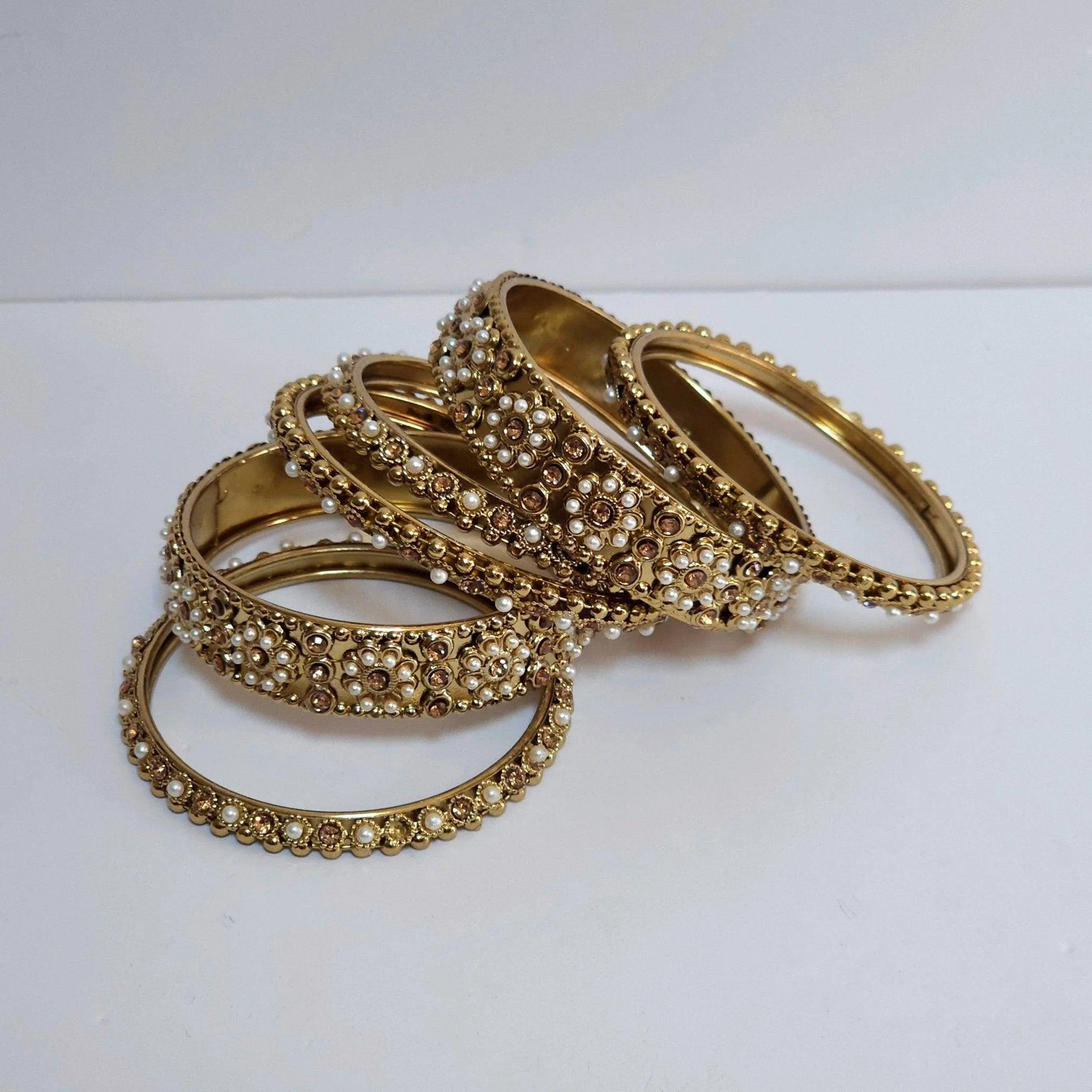 6 Pcs Polki Pearls Bangle set