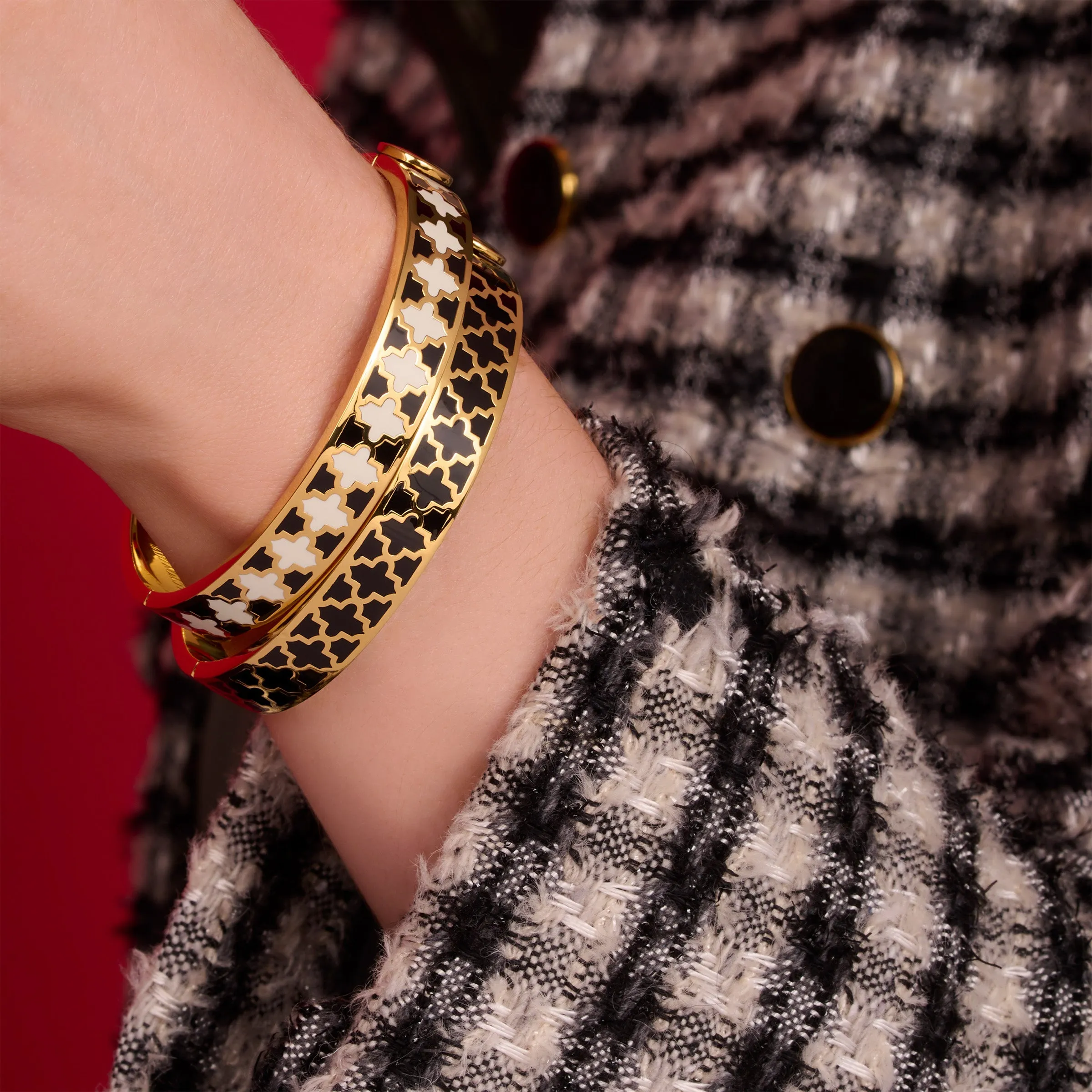 Agama Black & Gold Bangle
