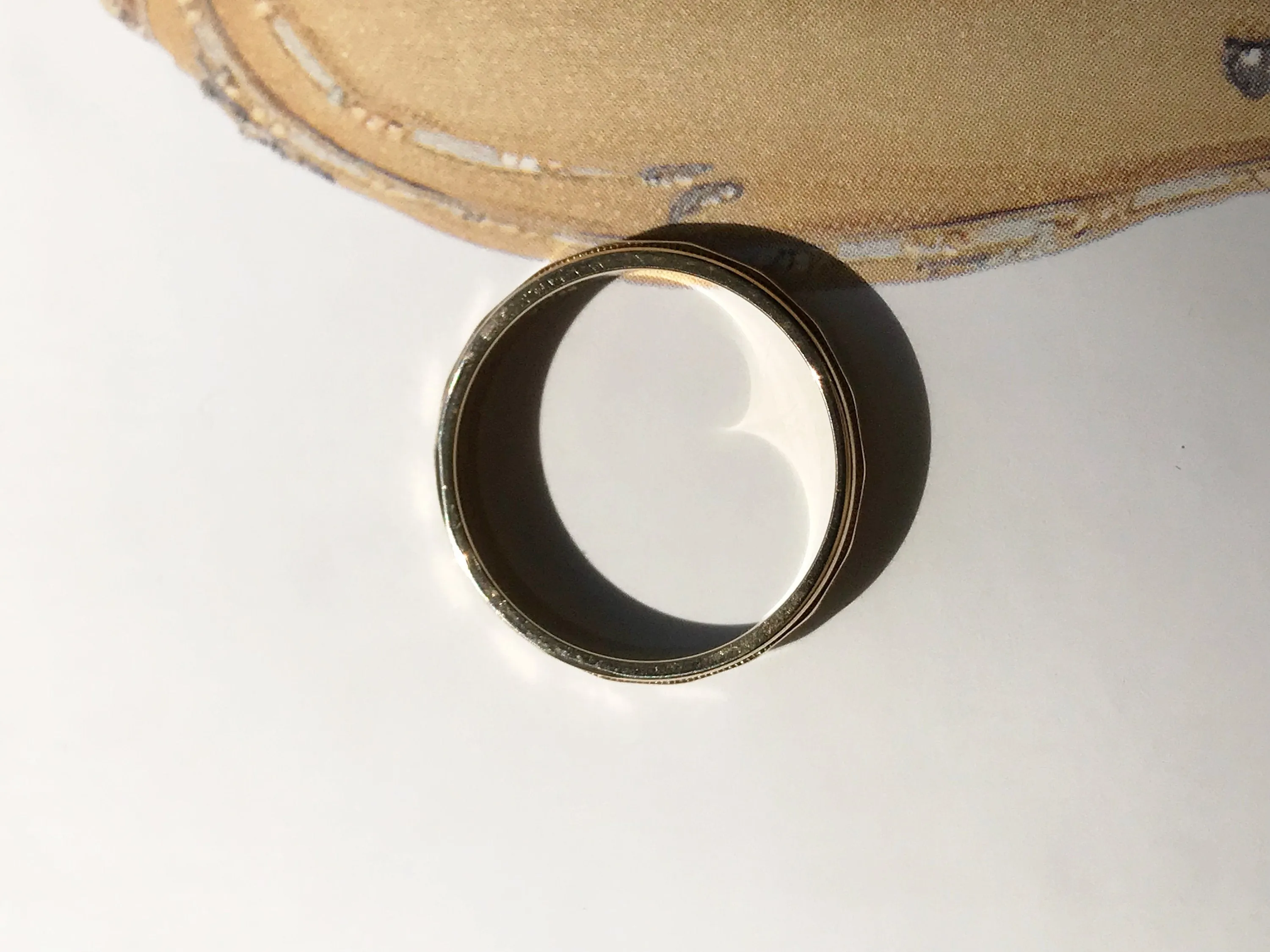 Beveled Milgrain Minimalist Gold Wedding Band - Size 5