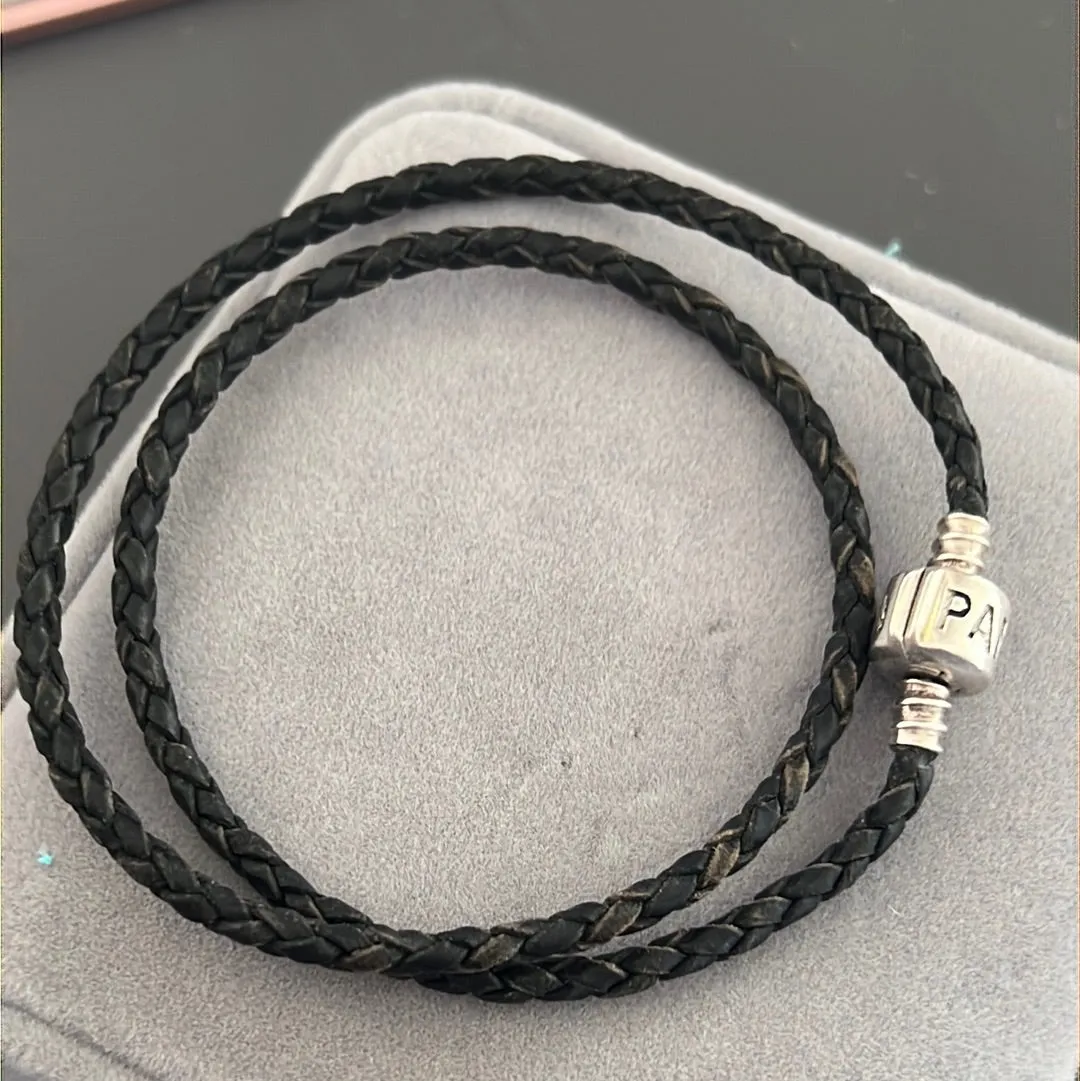 Bundle of 3 Leather Bracelets Tan Brown and Black
