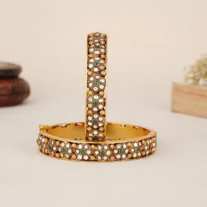 Dhashvin Kundan Pair Bangle
