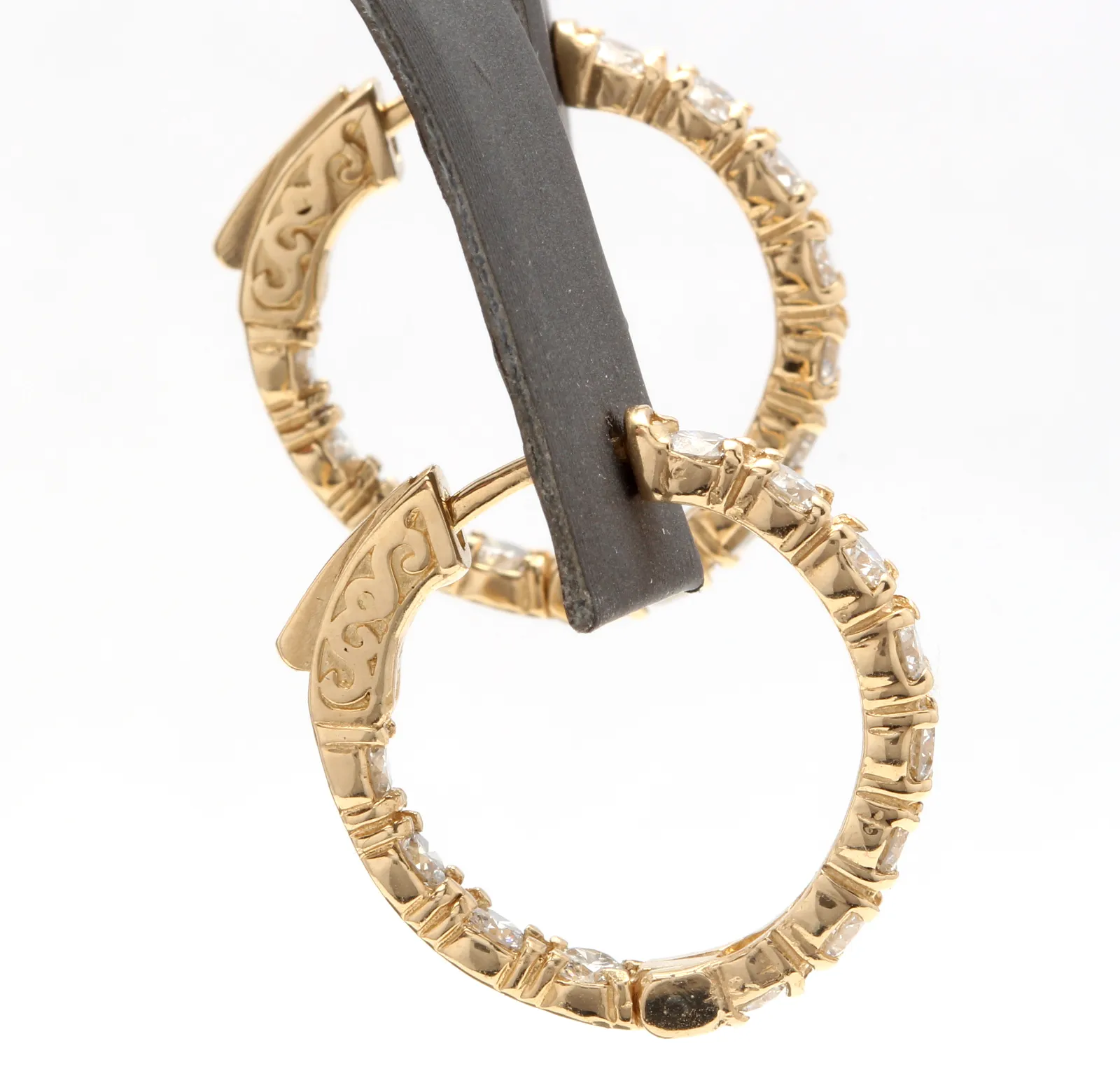 Exquisite 3.50 Carats Natural Diamond 14K Solid Yellow Gold Hoop Earrings