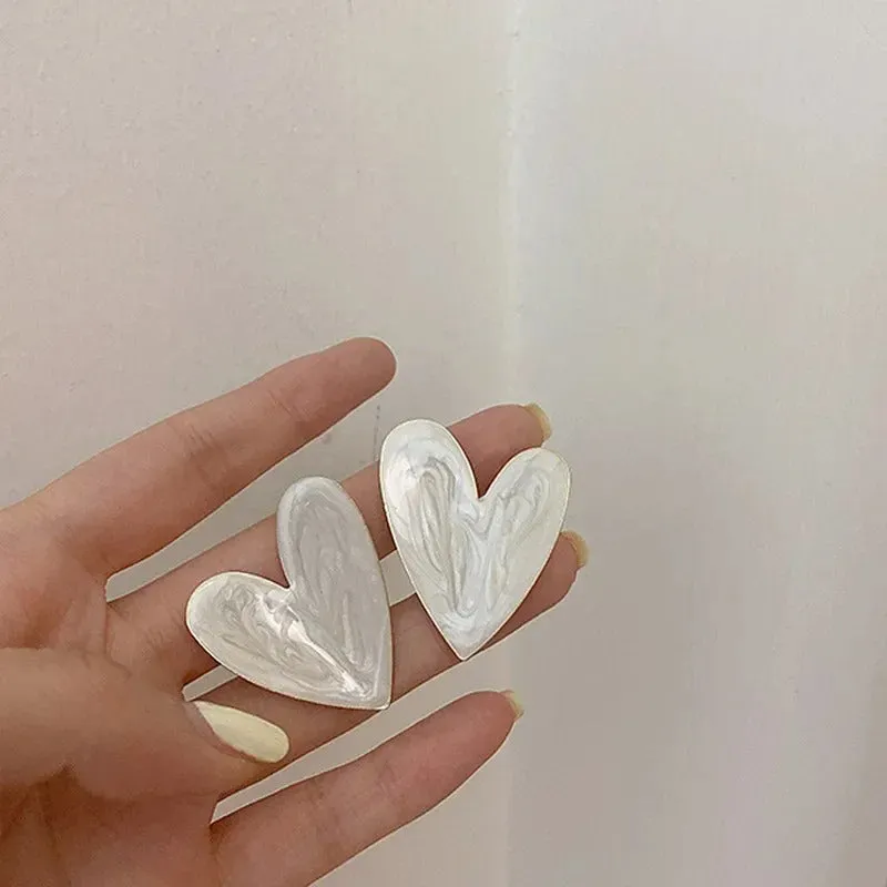 Exquisite Fashion Heart-Shaped Stud Earrings for Women