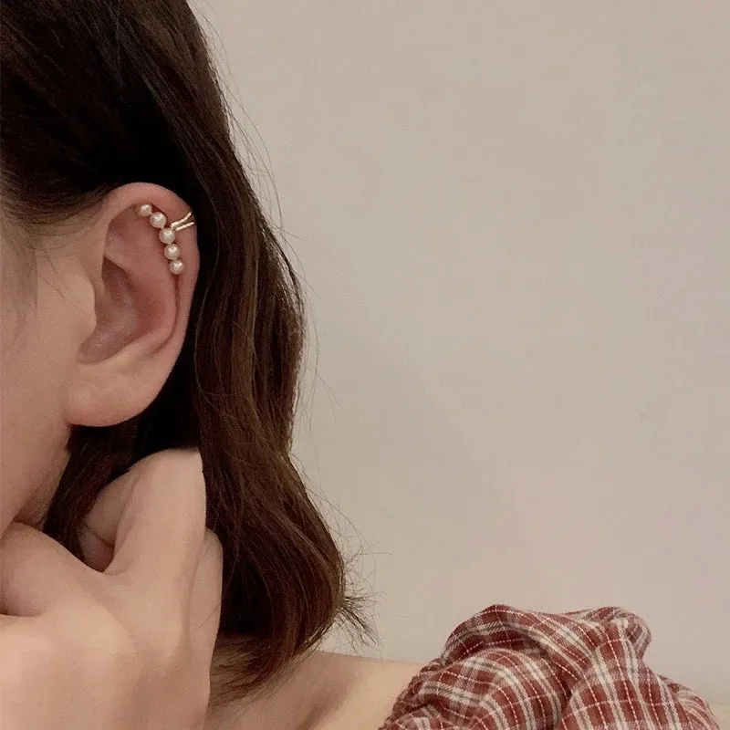 Exquisite Rhinestone Ear Cuff