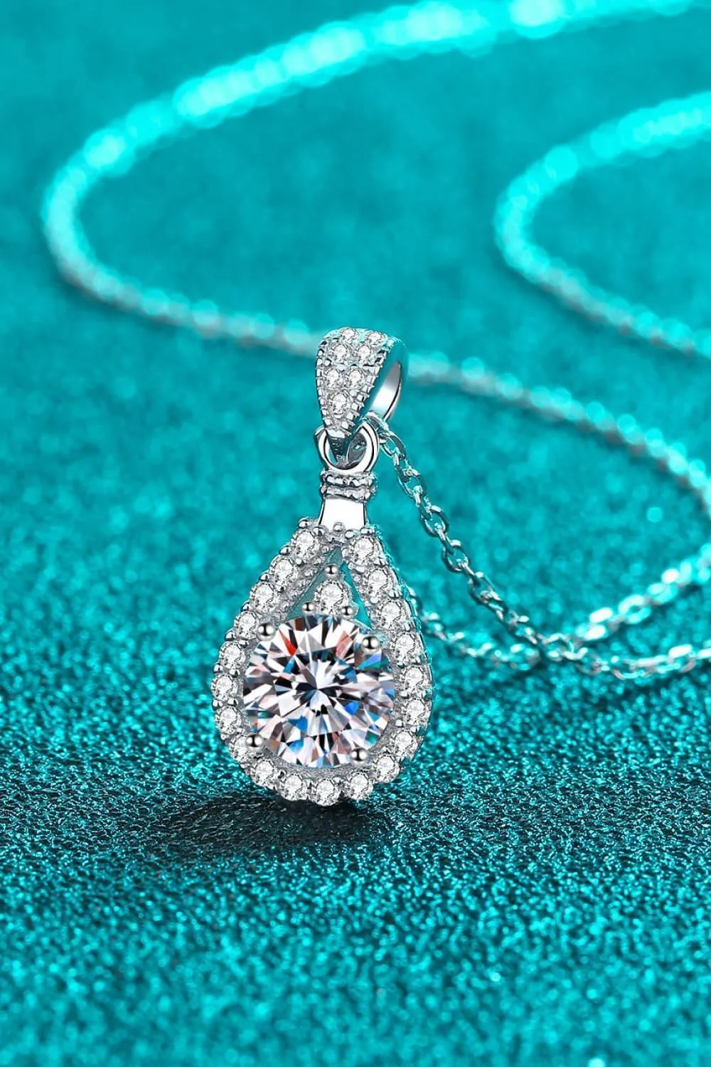 Exquisite Teardrop 2 Carat Moissanite Necklace