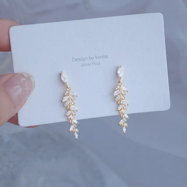 Exquisite Tiny Zirconia Stud Earring