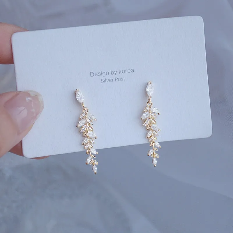 Exquisite Tiny Zirconia Stud Earring