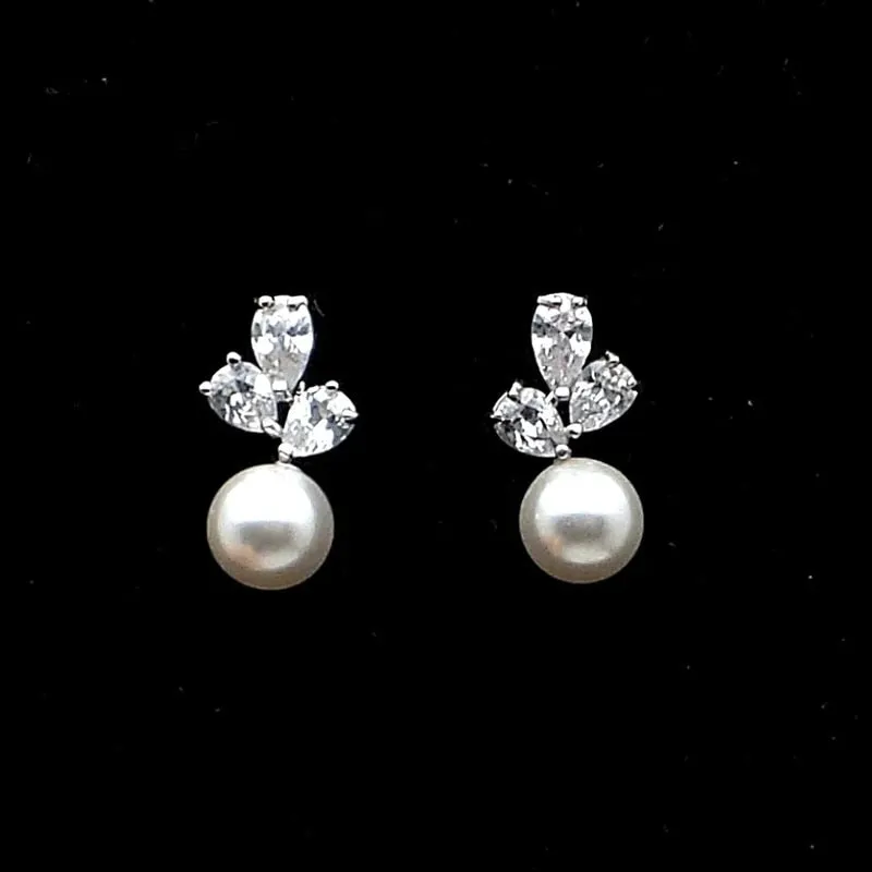 Exquisite Women Imitation Pearl Earrings