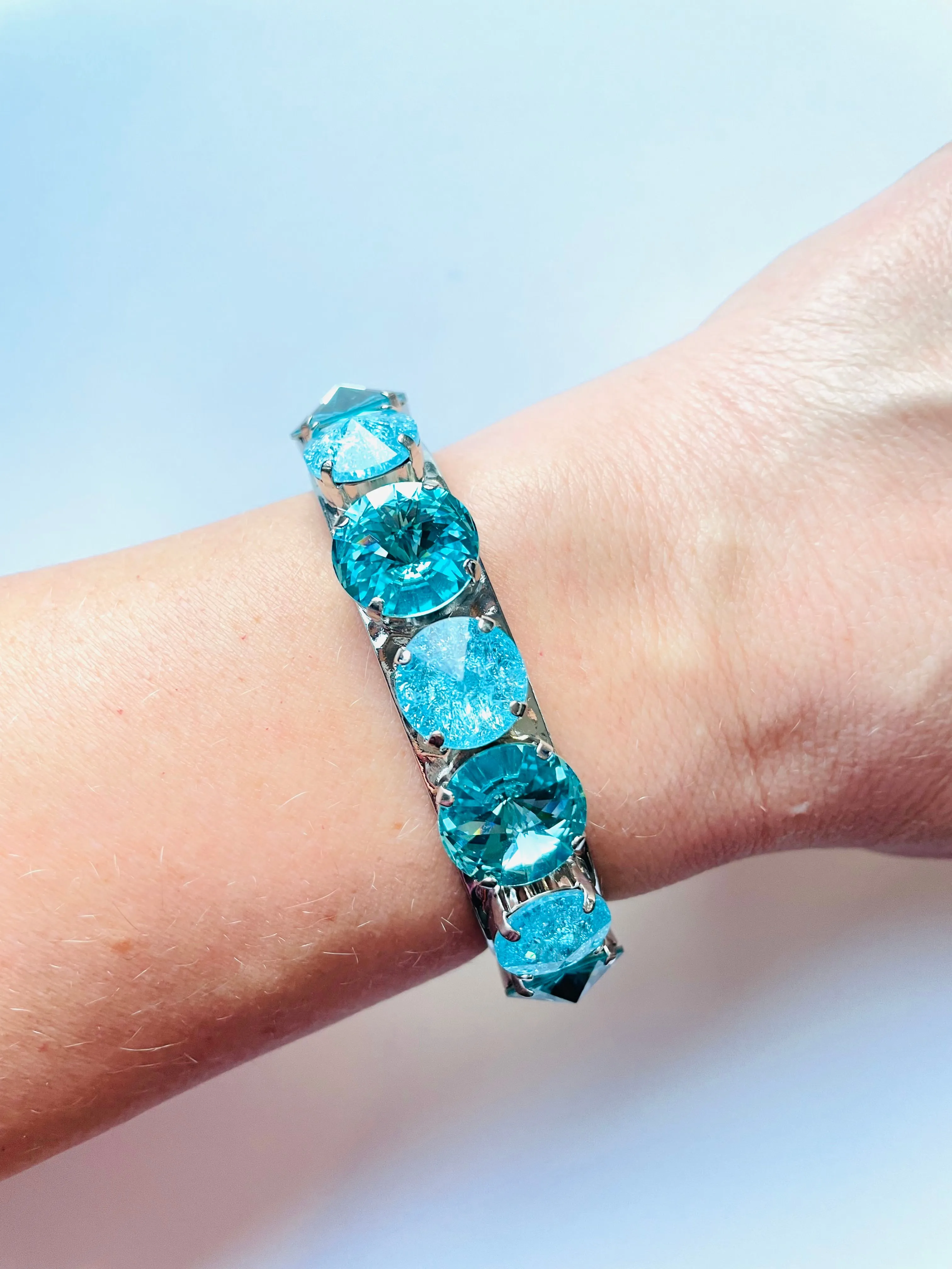 Frozen Bangle Bracelet