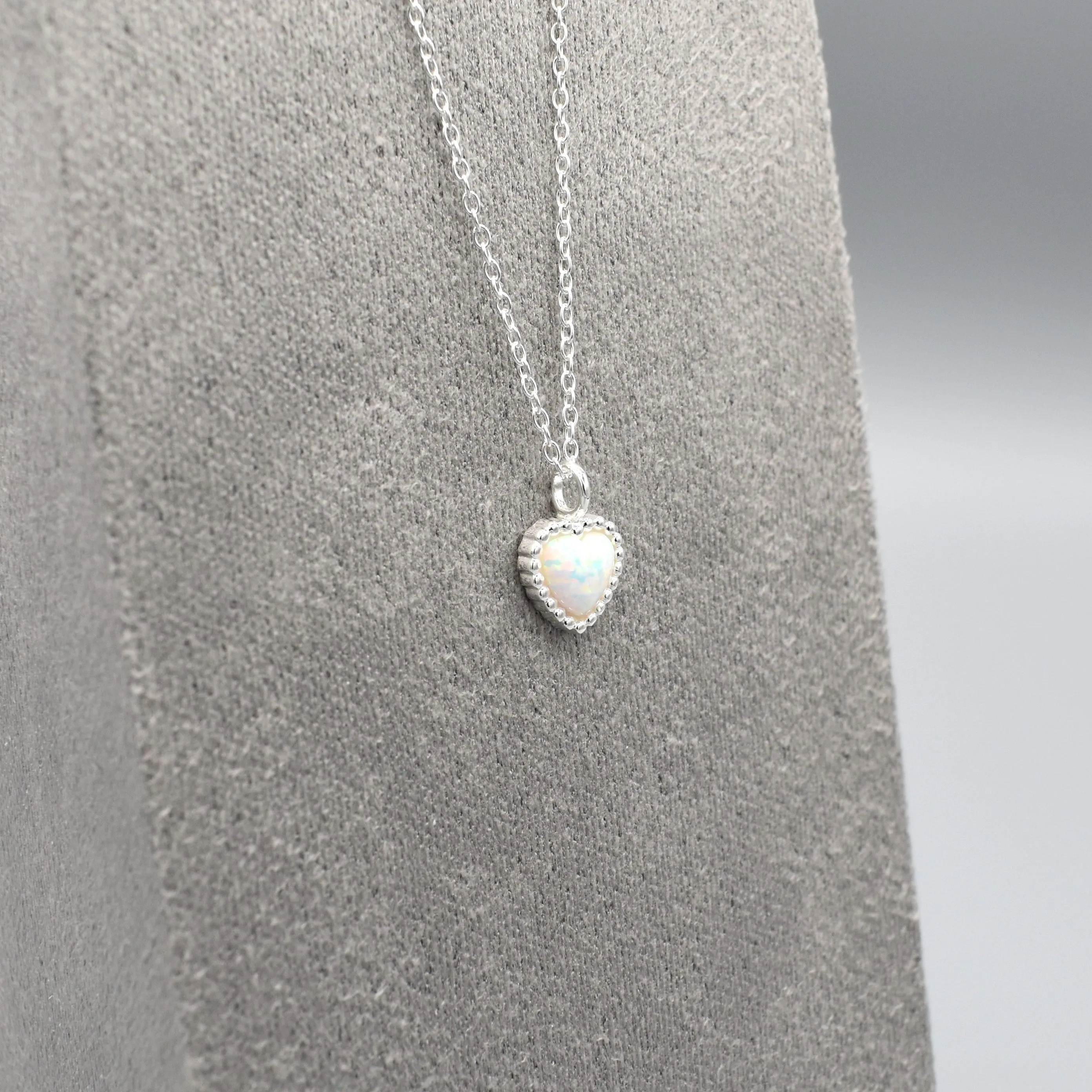Heart Rich Set White Opal PEND