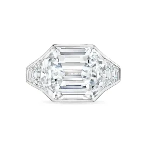 'LEVIEV Flawless Aura' Emerald Cut Diamond Ring with Trapezoids, 20 CT