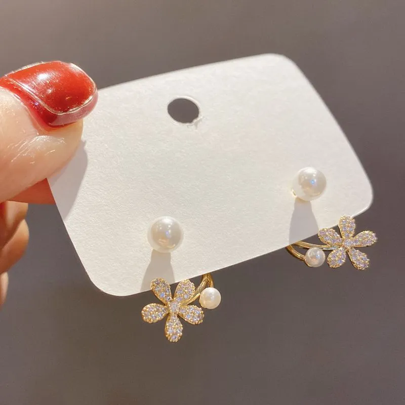 Luxury Fishtail Pearl Stud Earrings Crystal Imitation Pearl Sweet Earrings