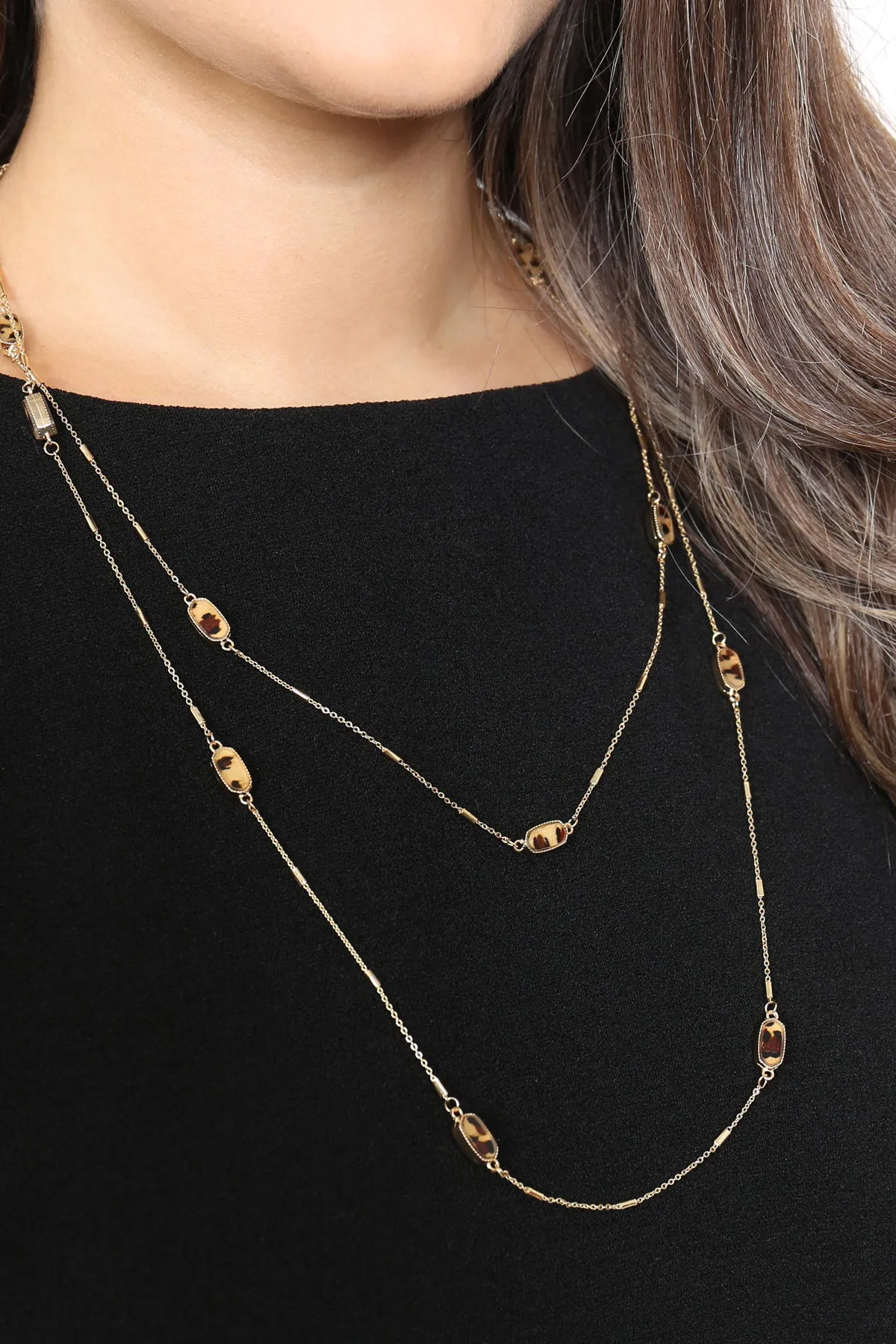 OVAL BEAD LEOPARD PRINT STATIONARY NECKLACE