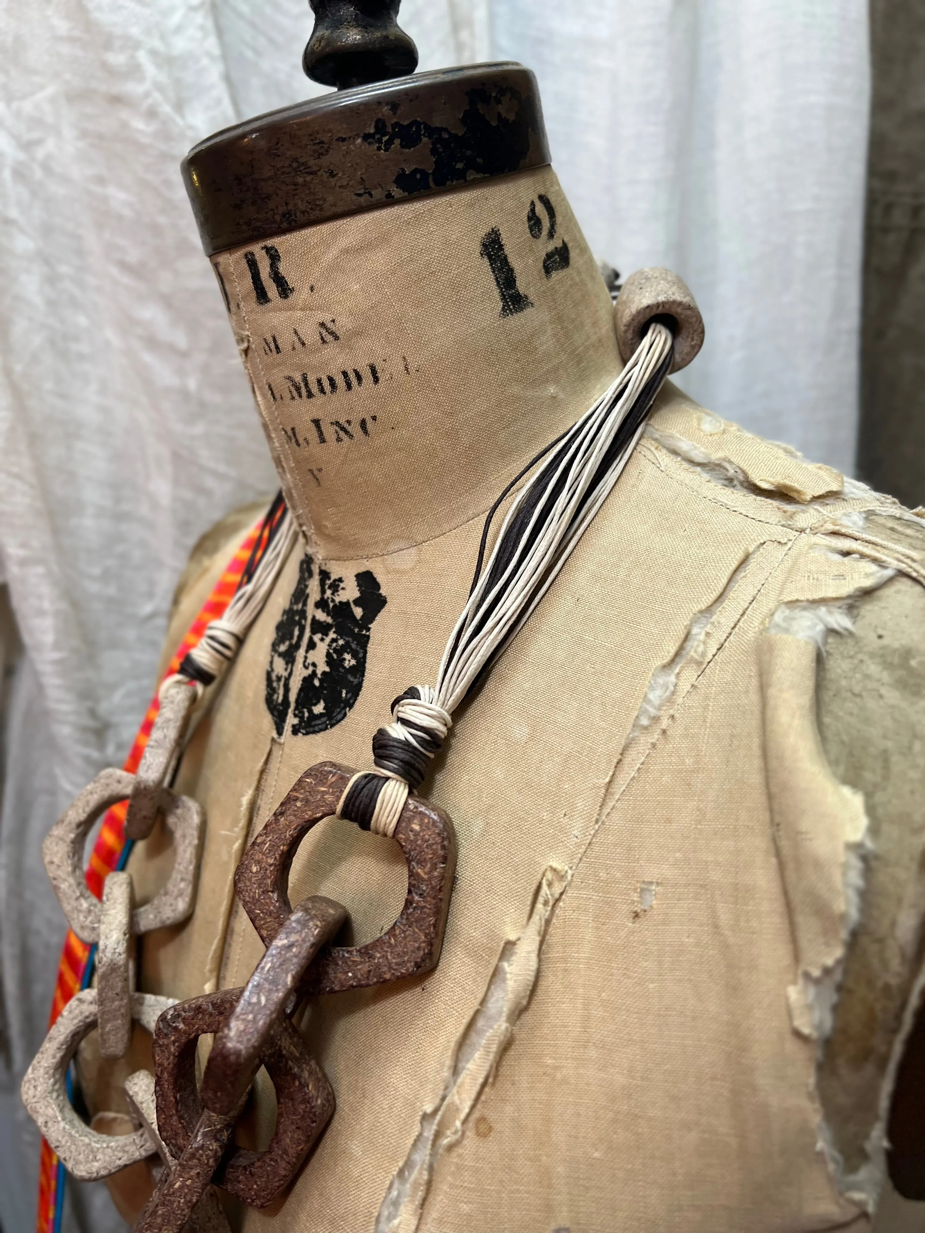 Paper Mache Artdeco Necklace-ivory/brown