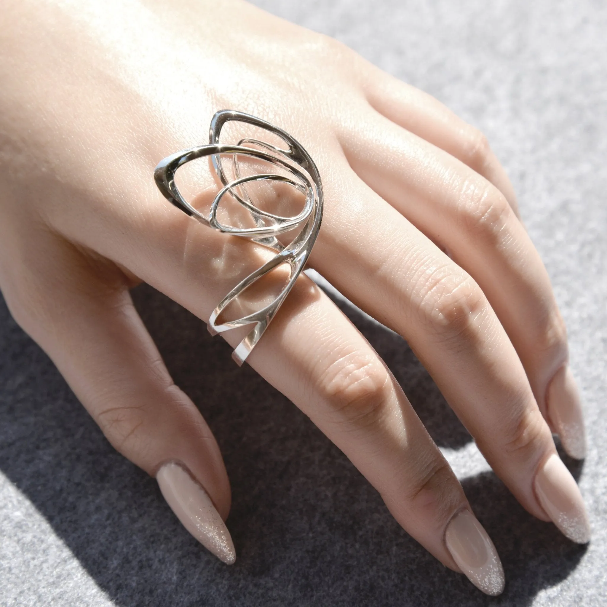 Papilio Ring ─ Light