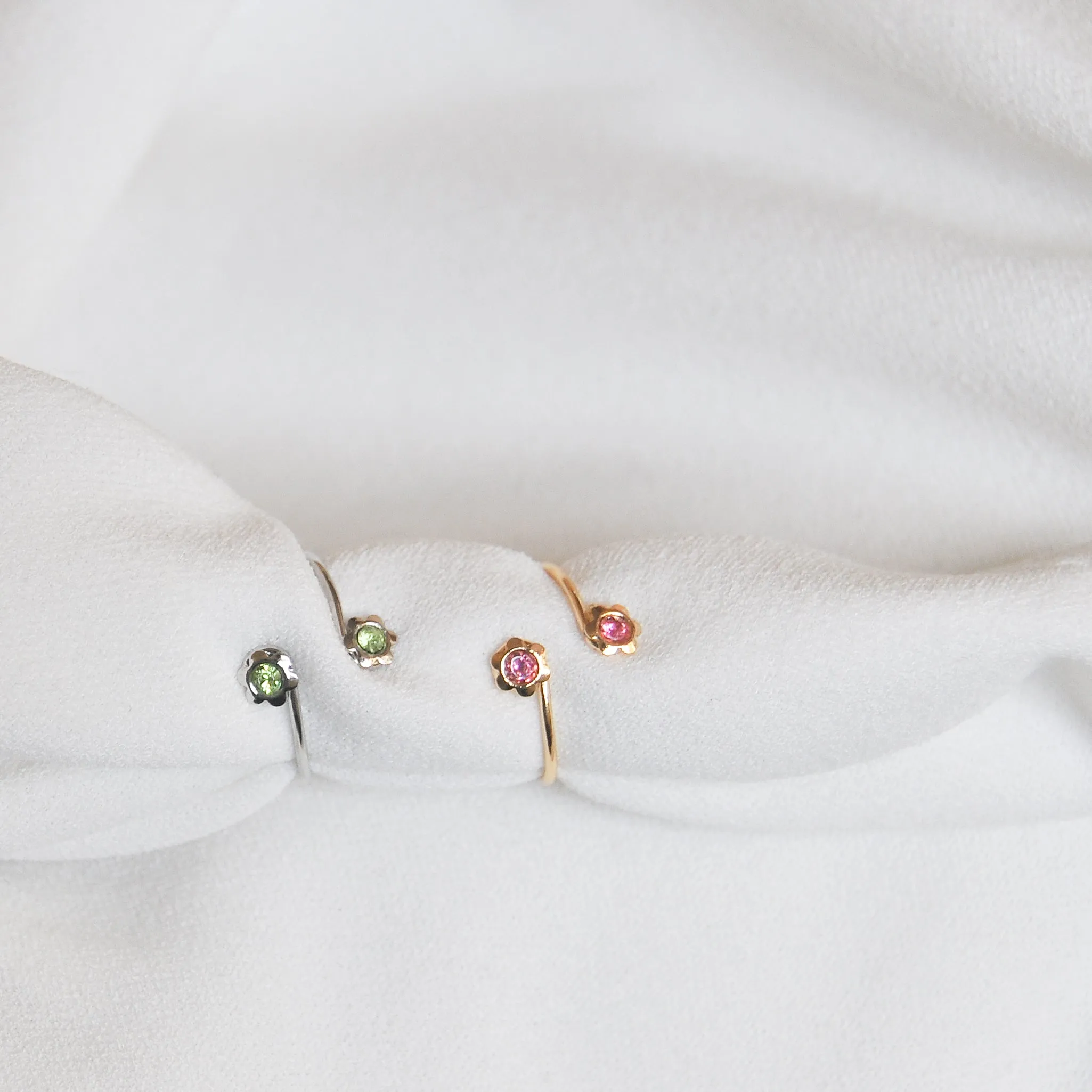 Rhinestone Flower Ring