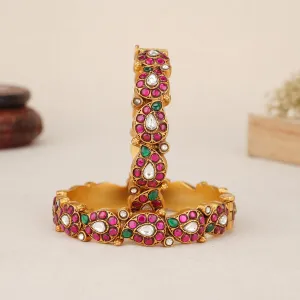 Sharmi Kundan Pair Bangle