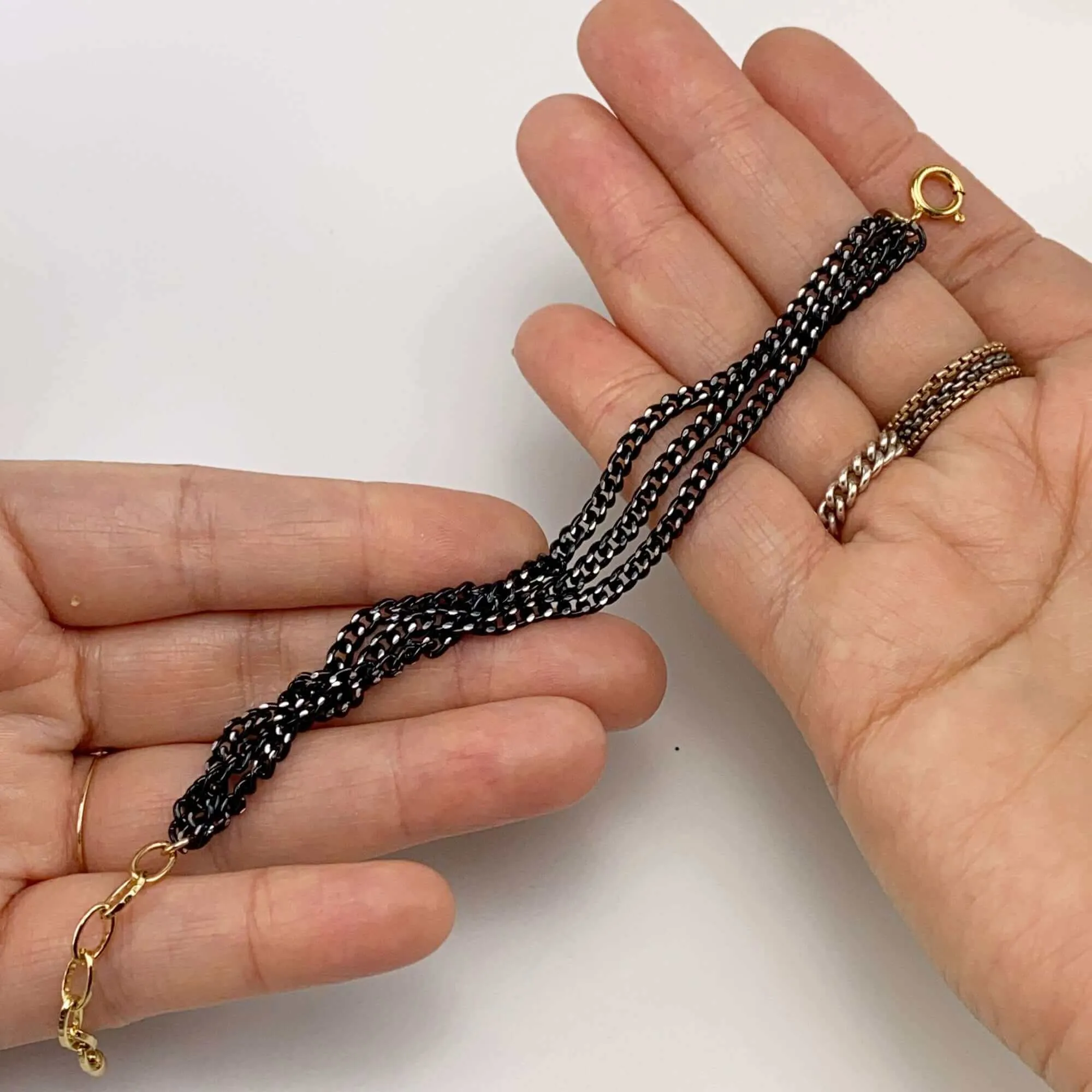 SHINY BRAIDED CHAIN BRACELET