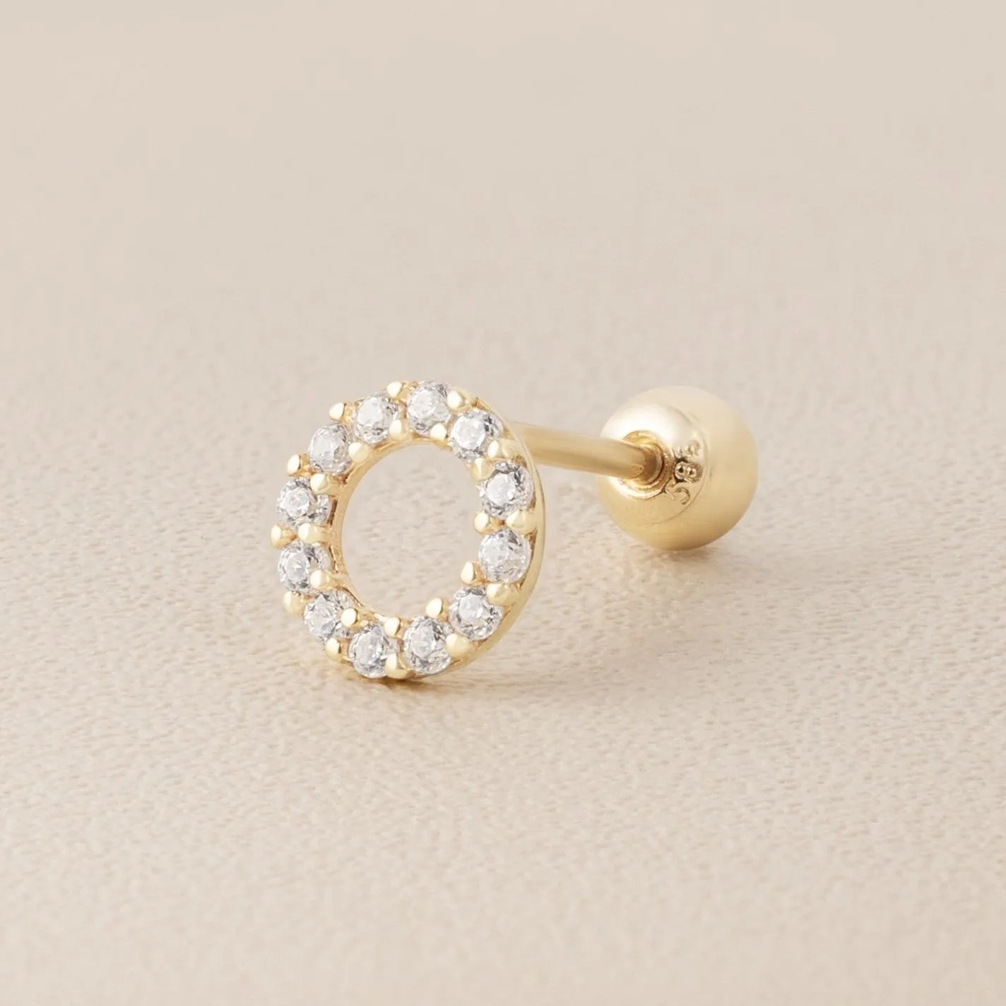Sparkling Circle Piercing in Yellow Gold with Cubic Zirconia