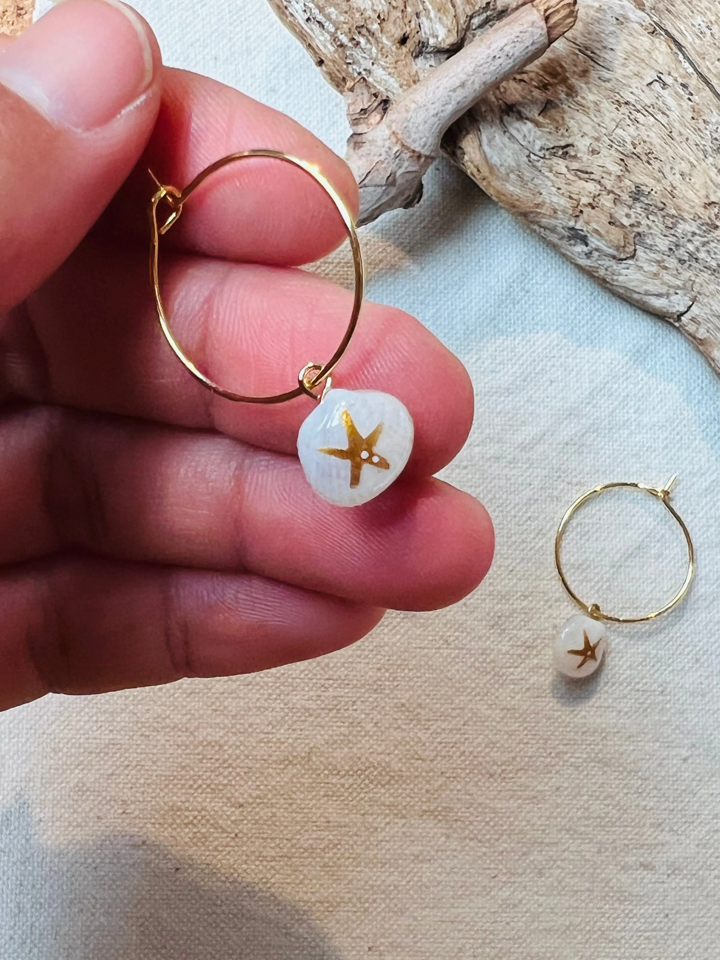Tiny shell earrings with painting, little starfish