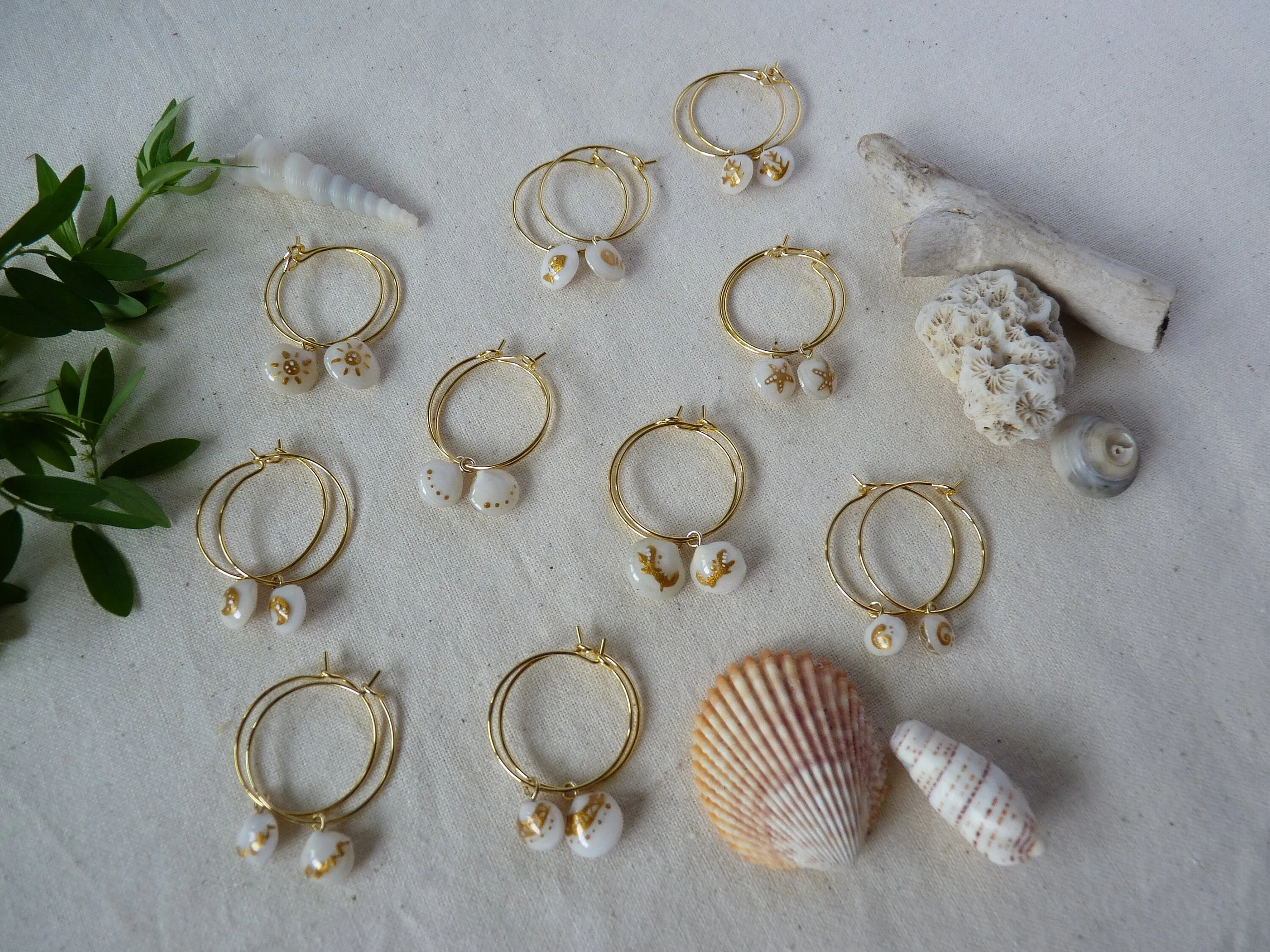Tiny shell earrings with painting, little starfish