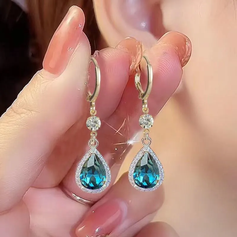 Wholesale Design with Exquisite and Refined Temperament Earrings