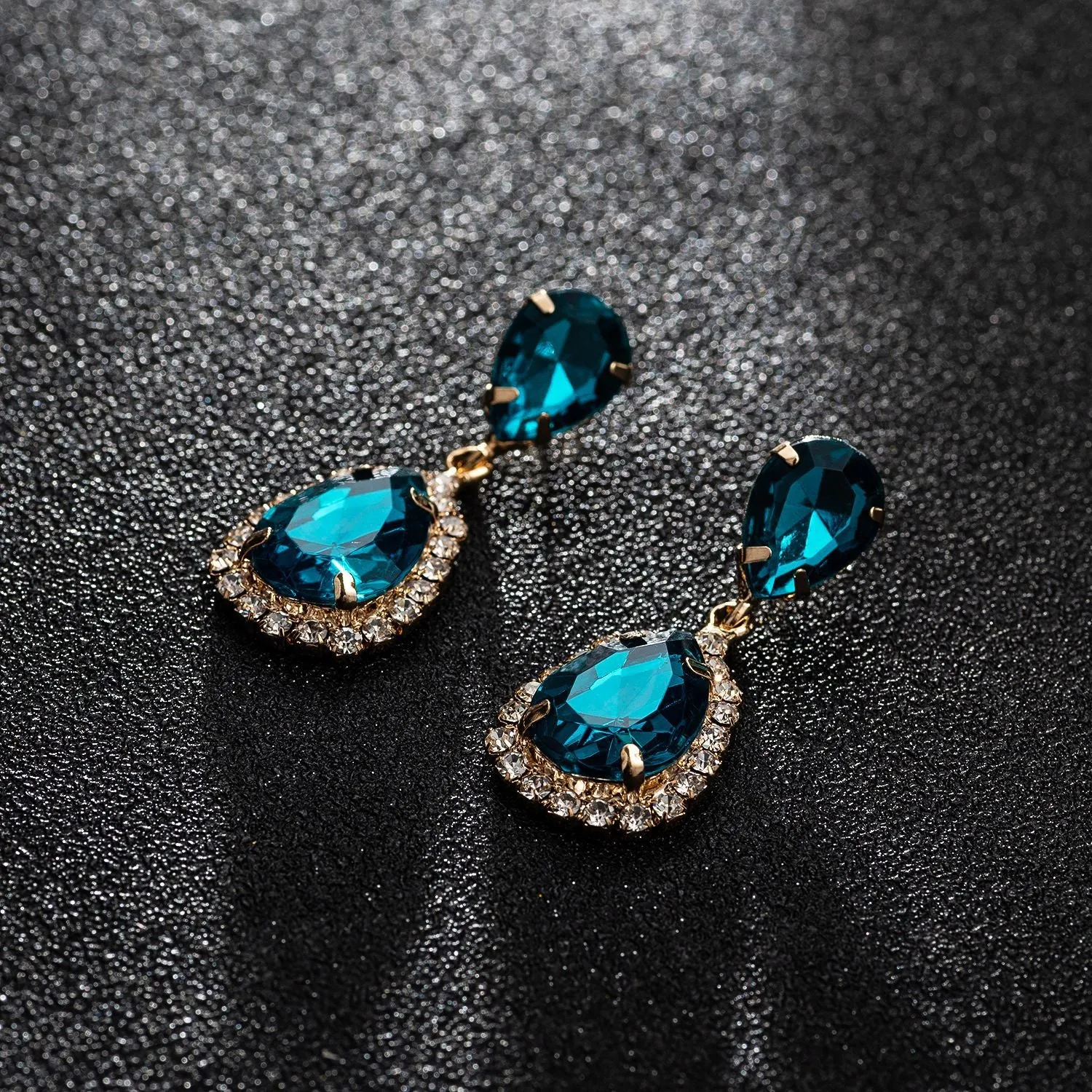 Wholesale Sparkling Drop Crystal Earrings