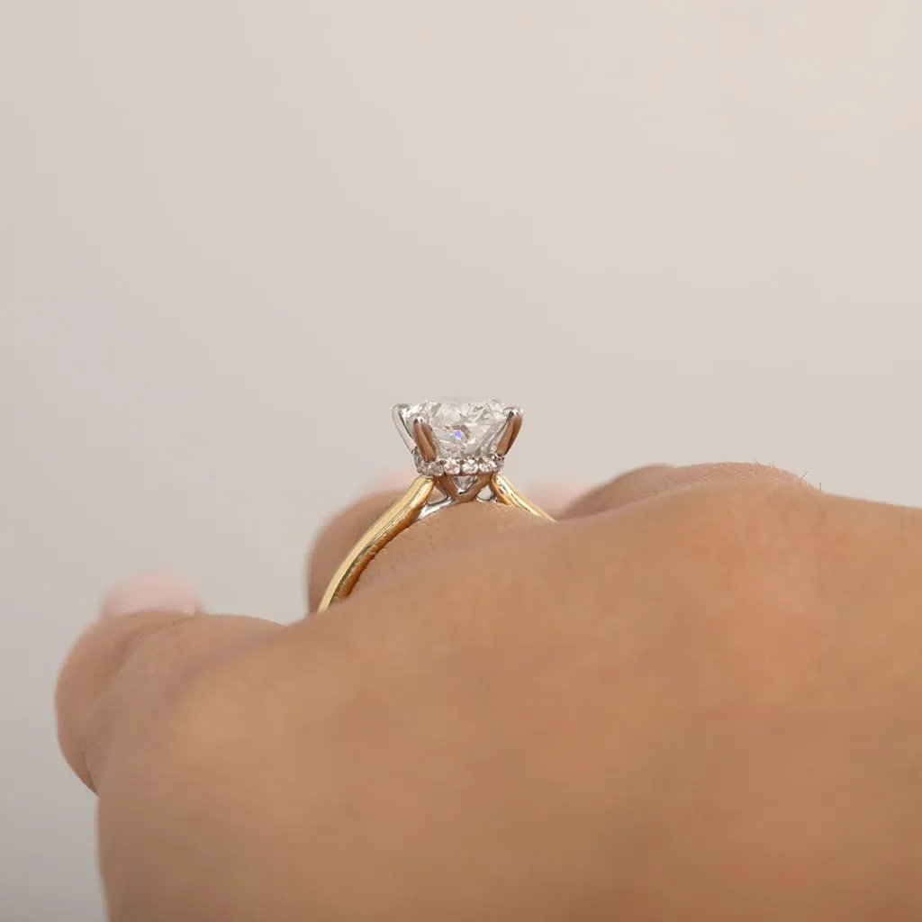 Zariyah 1.50ct | Oval Solitaire Lab Diamond Set in 18ct Gold